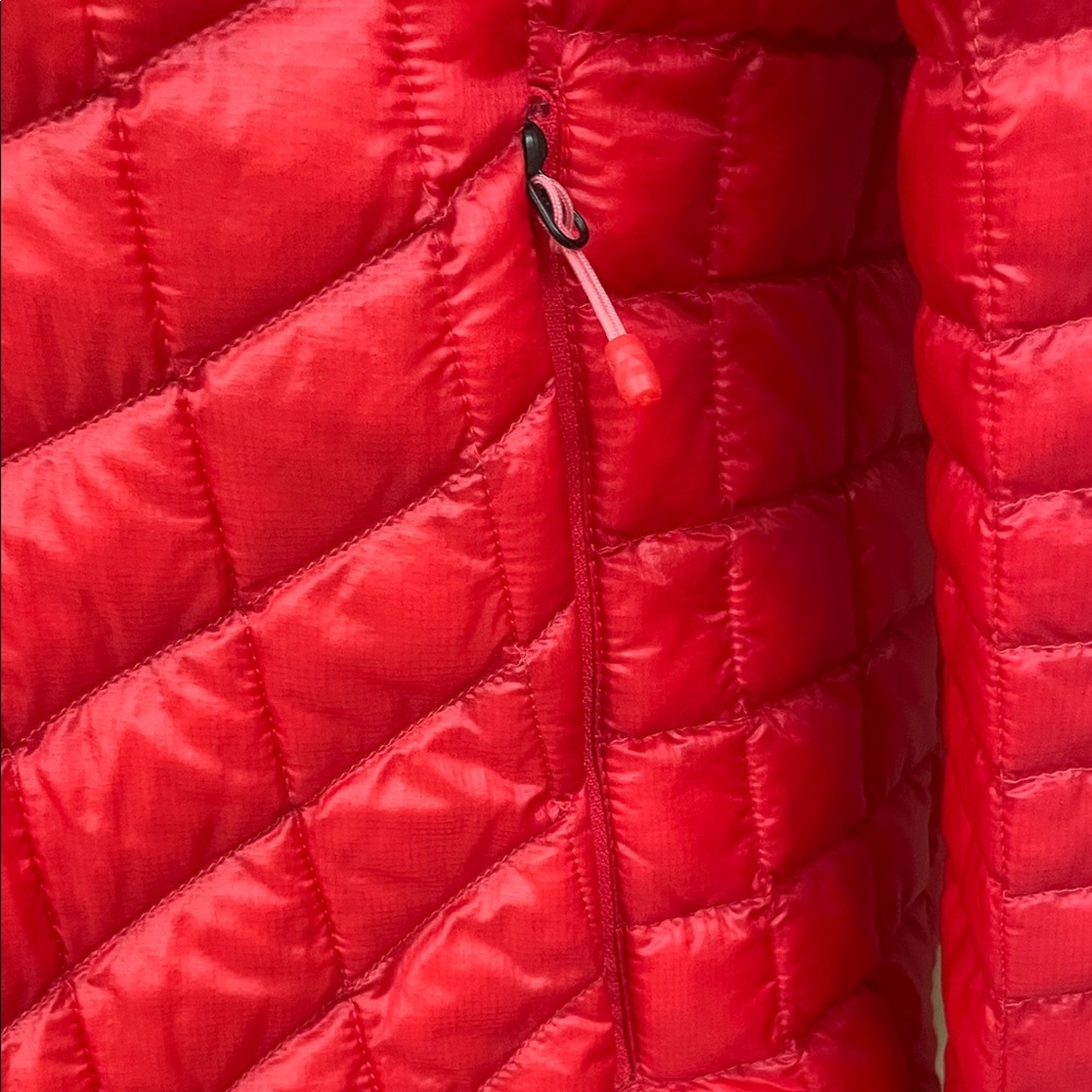 New no tag The North Face stow Light Women's Bold Red Puffer Jacket  size Xl - Picture 7 of 11